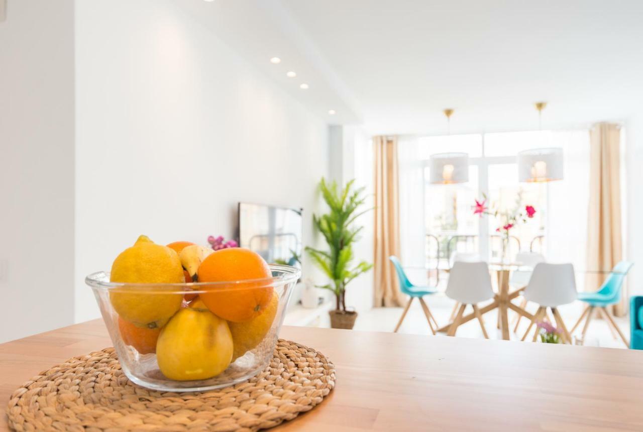 Stunning Spacious With Free Parking Appartement *